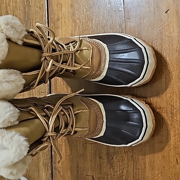 JBU Duck Boots by Jambu - Picture 3 of 13